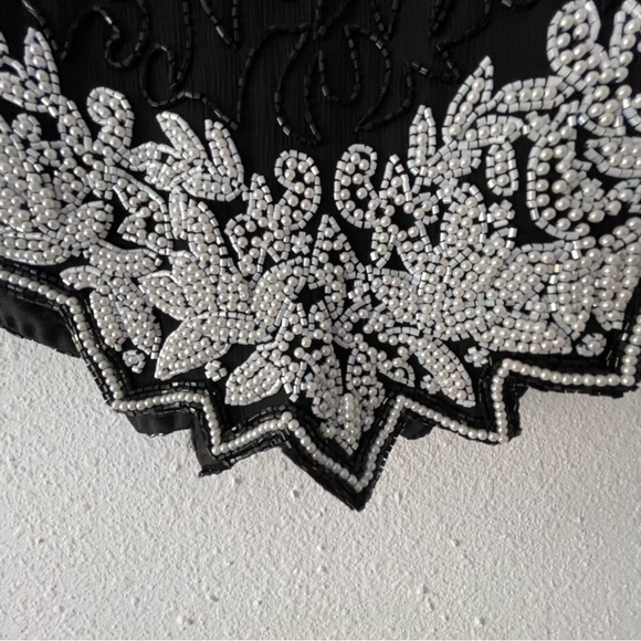 Laurence Kazar Black White Beaded Sequins Vintage Scalloped Sleeve Blouse Size M - Picture 4 of 8